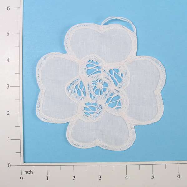 Shamrock Battenburg Applique/Patch - White Lace, Ribbon & Pearl Appliques