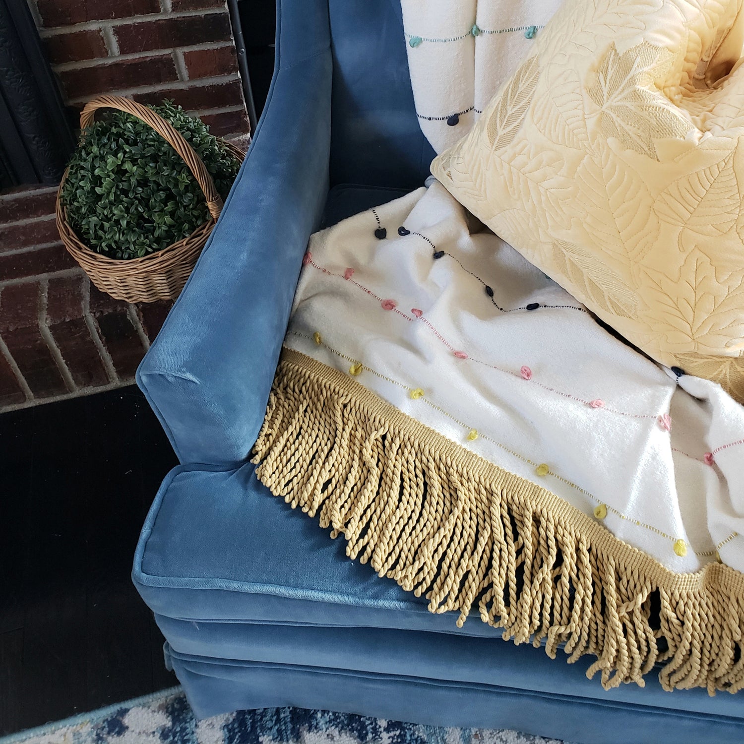 Conso Bullion 6" Fringe (Sold by the Yard) Bullion Fringe