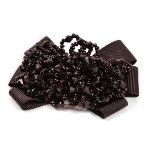 Beaded Loop with Bow Brooch - Black Accessories