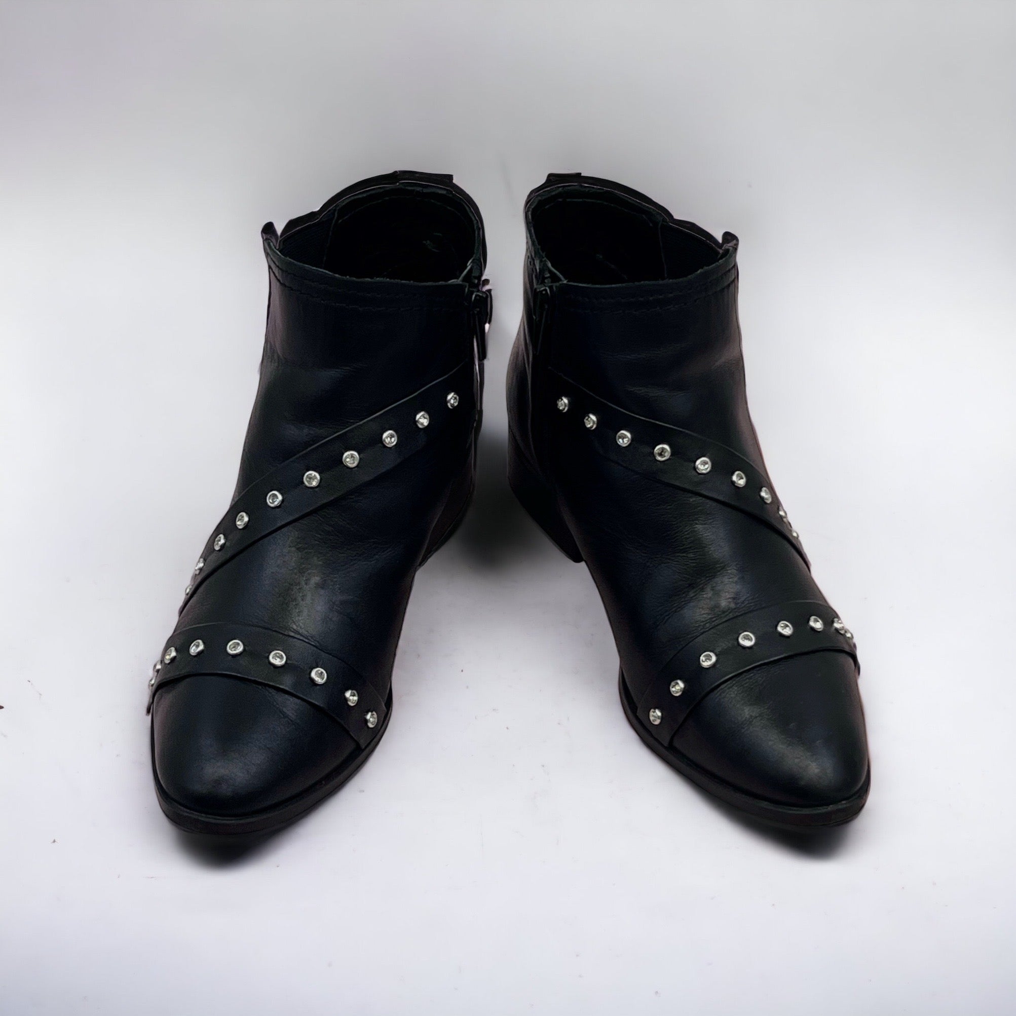 Gillian 3/4" Wide Faux Leather Tape Trim Embellished With Rhinestone Studs (Sold by the Yard) Trims & Fringes