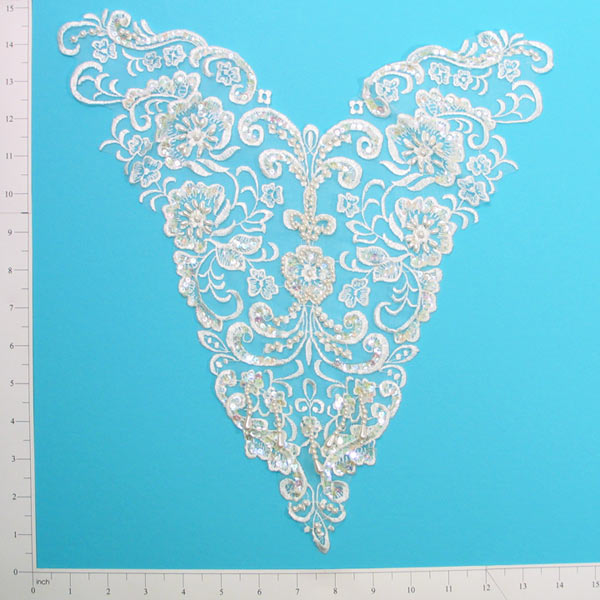 Vintage Bouquet Bridal Applique/Patch - Ivory Lace, Ribbon & Pearl Appliques