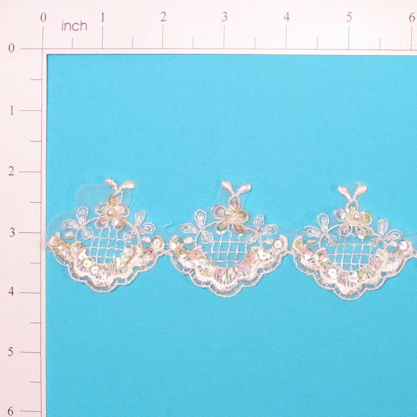 Vintage Diamond Lace Trim (Sold by the Yard) Trims & Fringes