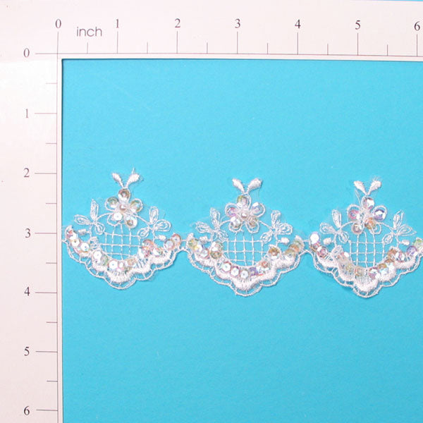 Vintage Diamond Lace Trim (Sold by the Yard) Trims & Fringes