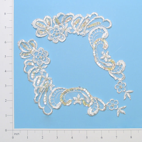 Vintage Scallop Swirl Lace Applique/Patch 2 Pack 9" x 2" Ivory Lace, Ribbon & Pearl Appliques