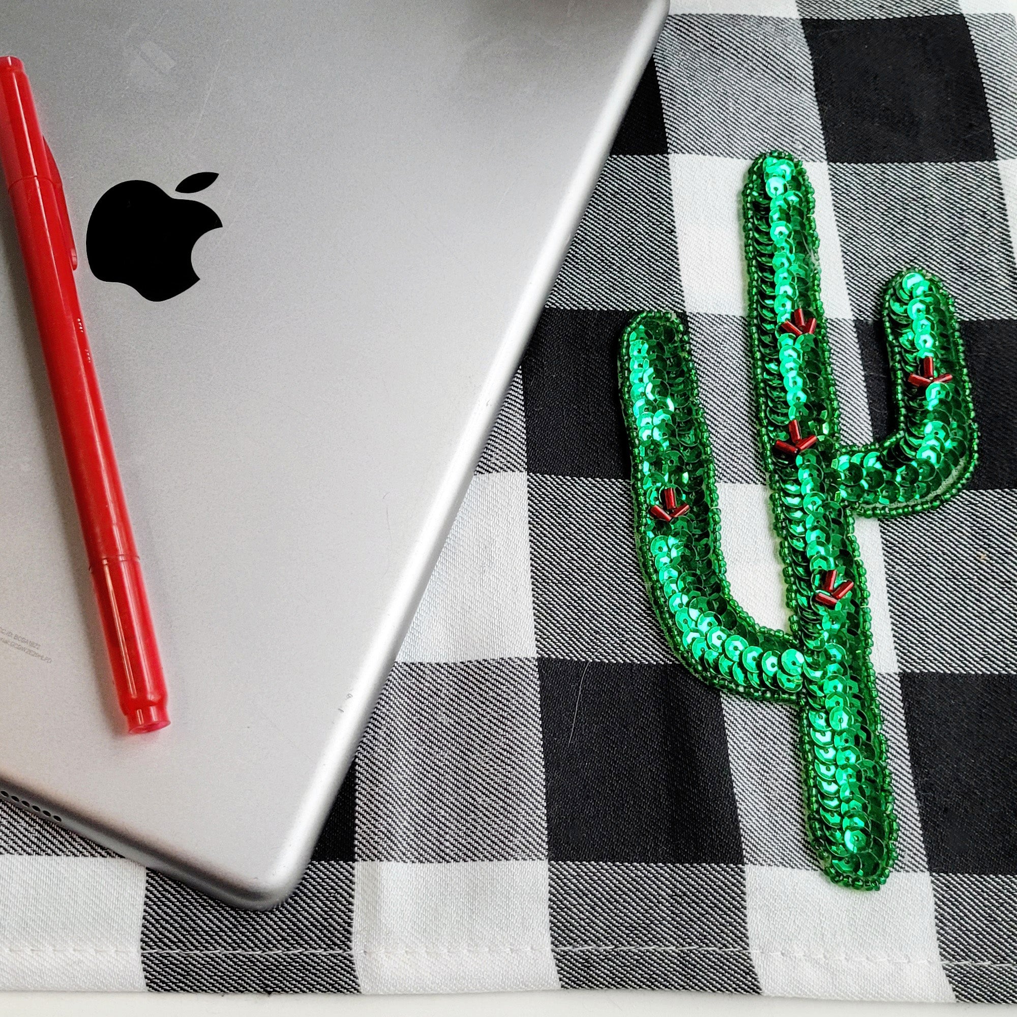 6 1/2" x 3" Desert Cactus Sequin Applique/Patch - Green Multi Appliques