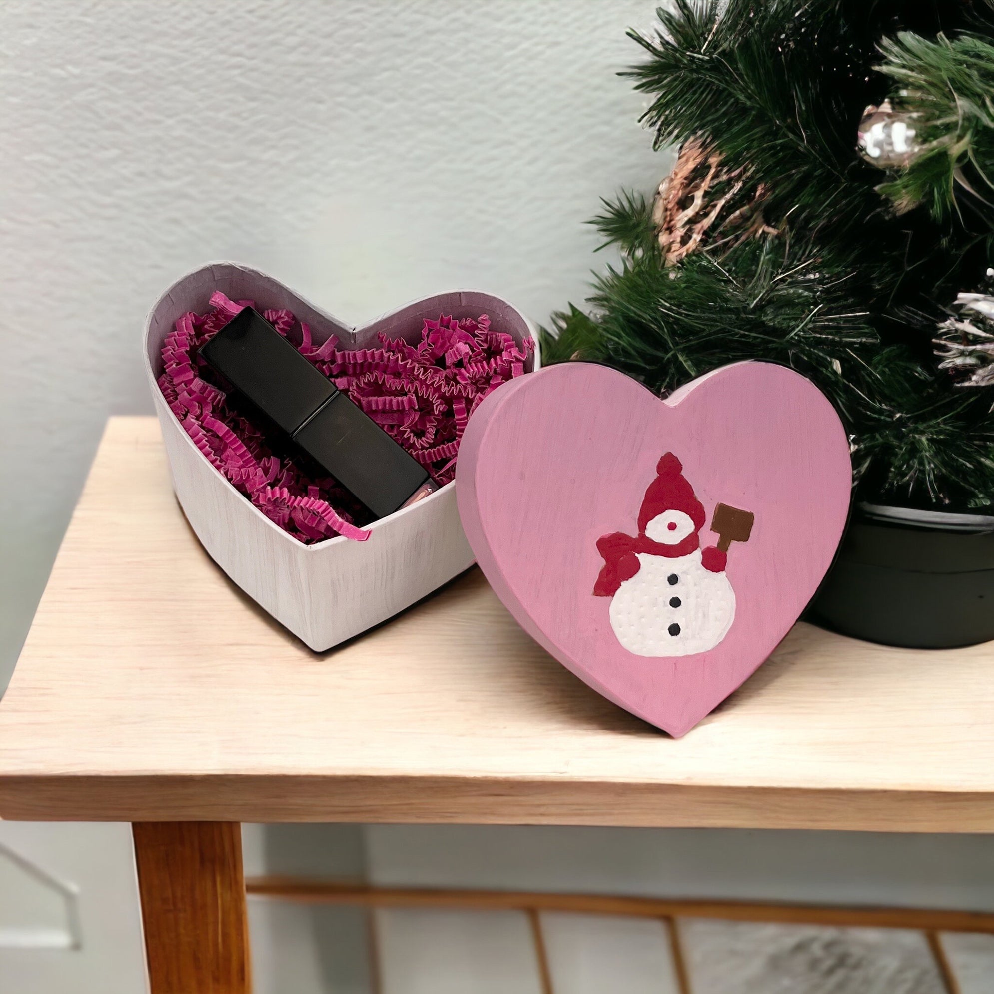 Heart Box with Embossed Snowman  - Natural