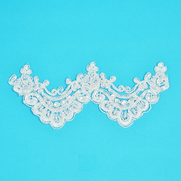 Vintage Paris Lace Trim with Pearl Accents (Sold by the Yard)