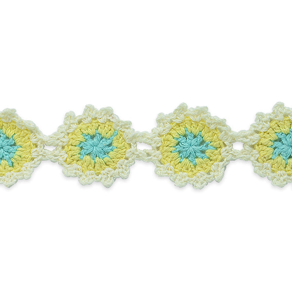 5 yards of Crochet Flower Trim